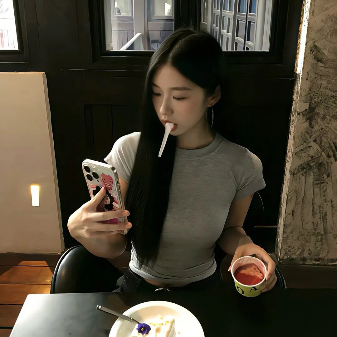 夜晚某处